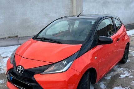 Toyota Aygo (X) 39.900 km 7.990 &euro; Leipzig 04157
