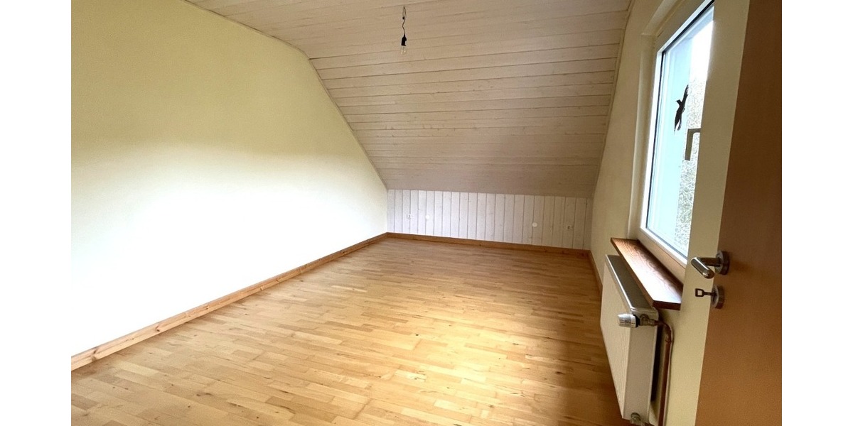 Zentral, ruhig ,individuell: Gestalten Sie Ihr Familienglück nach eigenen Wünschen - Einfamilienhaus Windeck Schladern | Angebot:26030671