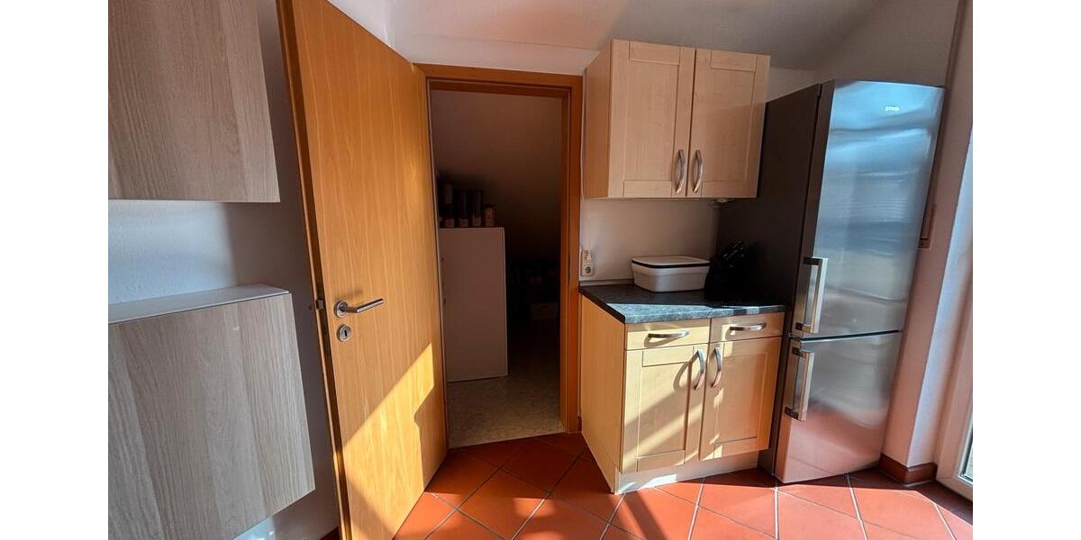 Dachgeschoßwohnung Diedorf - 3 Zimmer, 69 m&sup2;, 320.000&euro; | Angebot:25406774