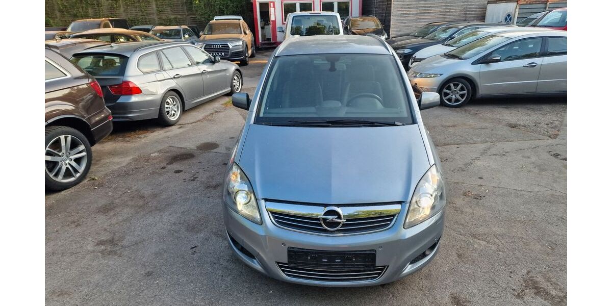 Opel Zafira 182.000 km 1.999 &euro; MÜNCHEN 80995
