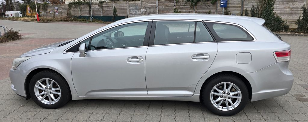 Toyota Avensis 161.000 km 3.000 &euro; Hamburg 21073