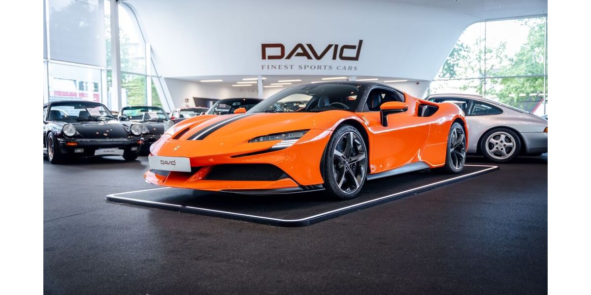 Ferrari SF90 8.091 km 349.990 &euro; Hamburg 22047