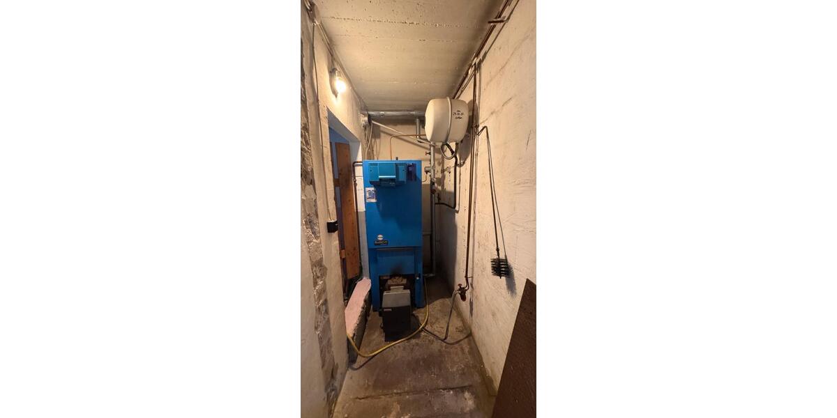 Einfamilienhaus Wiehl - 7 Zimmer, 143 m&sup2;, 225.000&euro; | Angebot:26226574