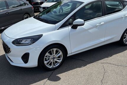 Ford Fiesta 18.620 km 17.900 &euro; Dettingen/Erms 72581