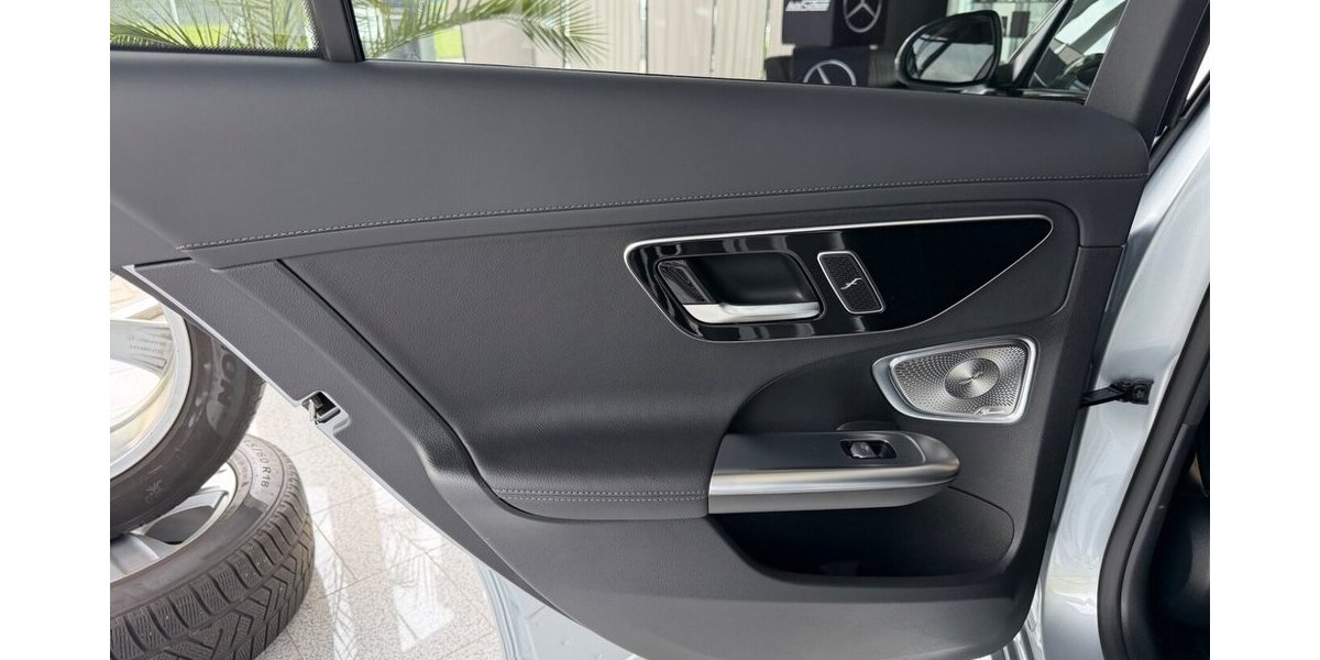 Mercedes-Benz C 220 T d 4Matic AMG+Burmester+PANO+Sitzklima AMG 6.000 km 61.890 &euro; Westendorf 86707