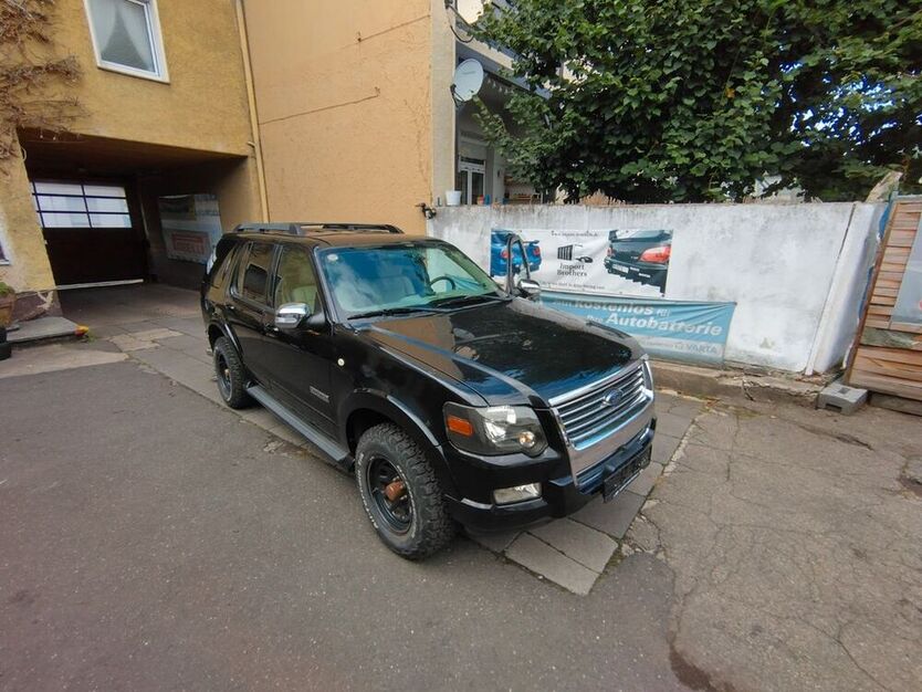 Explorer