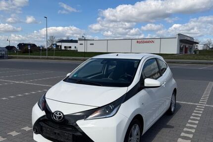 Toyota Aygo (X) 90.554 km 5.500 &euro; Freital 01705
