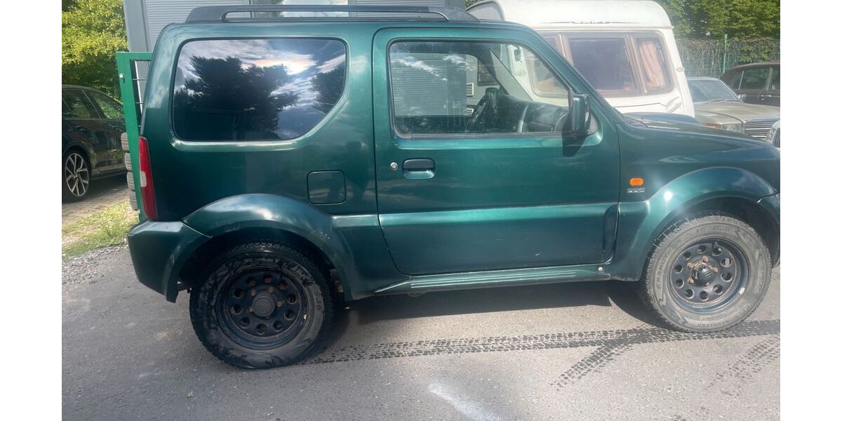Suzuki Jimny 180.000 km 3.900 &euro; Frankfurt am Main 60486