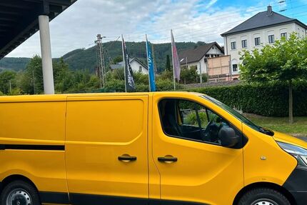 Renault Trafic 32.000 km 13.450 &euro; Finnentrop 57413