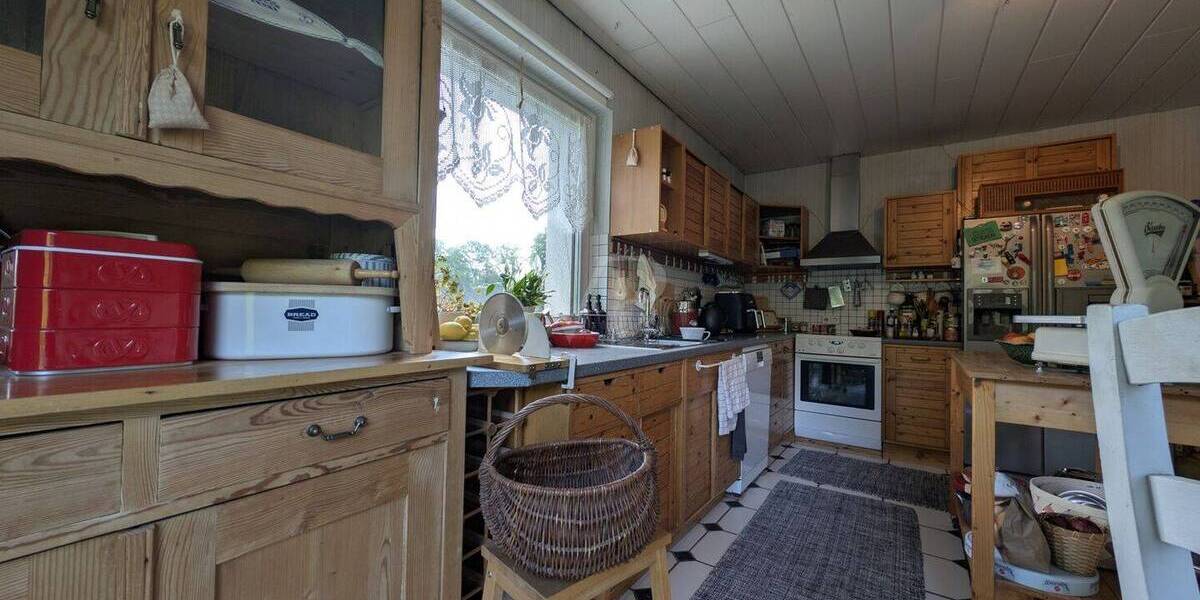 Etagenwohnung Lachendorf - 6 Zimmer, 140 m&sup2;, 209.000&euro; | Angebot:26796208