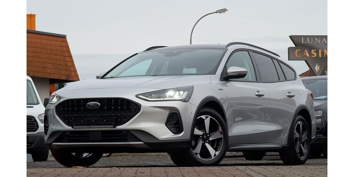 Ford Focus 20.000 km 24.988 &euro; Niesky 02906