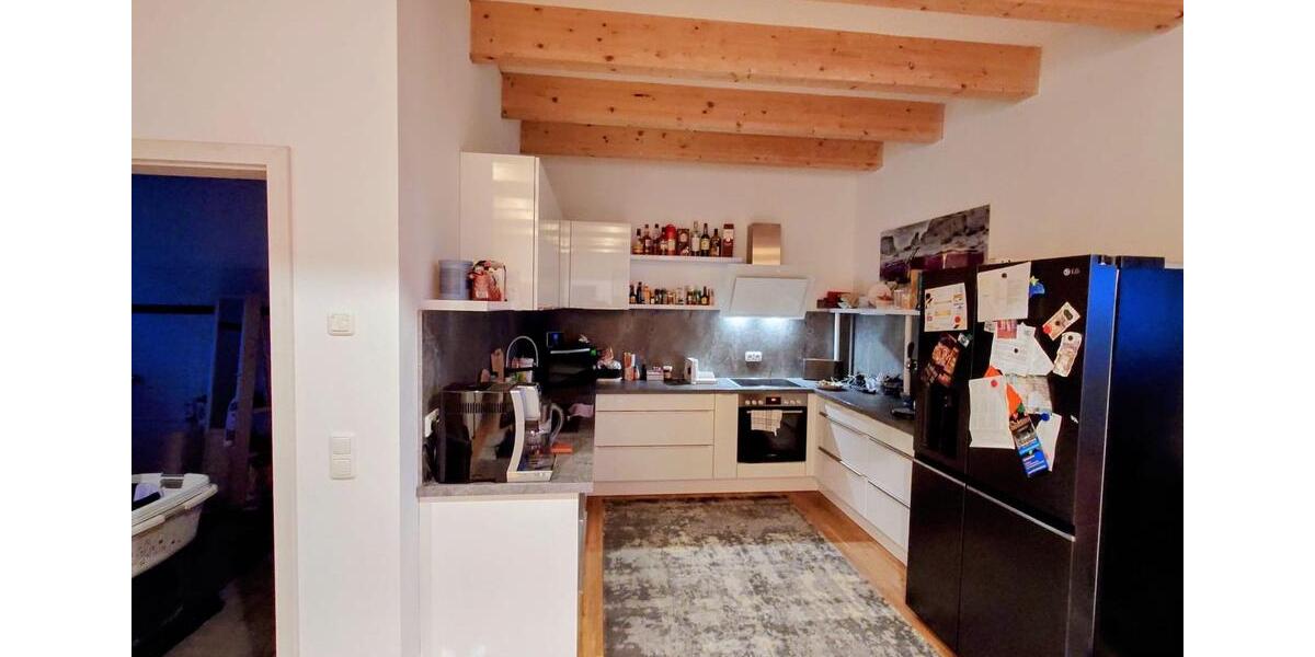 Etagenwohnung Blankenhain - 4 Zimmer, 141 m&sup2;, 1.269&euro; | Angebot:24876942