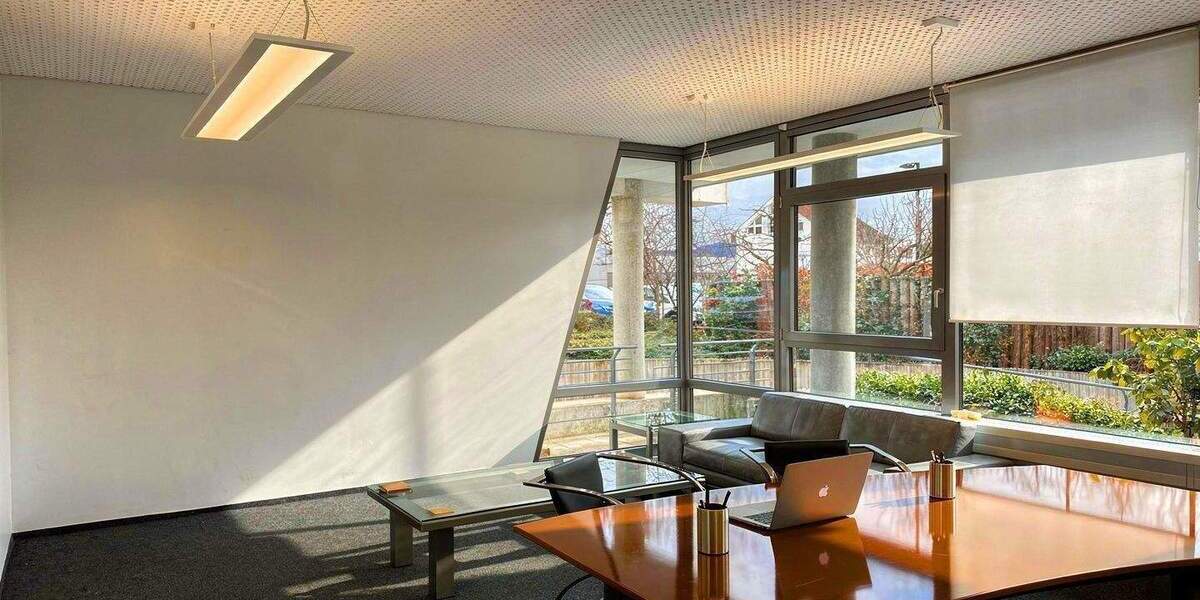 Gewerbeobjekt Kirchzarten - 2 Zimmer, 124 m&sup2;, 1.364&euro; | Angebot:25361205