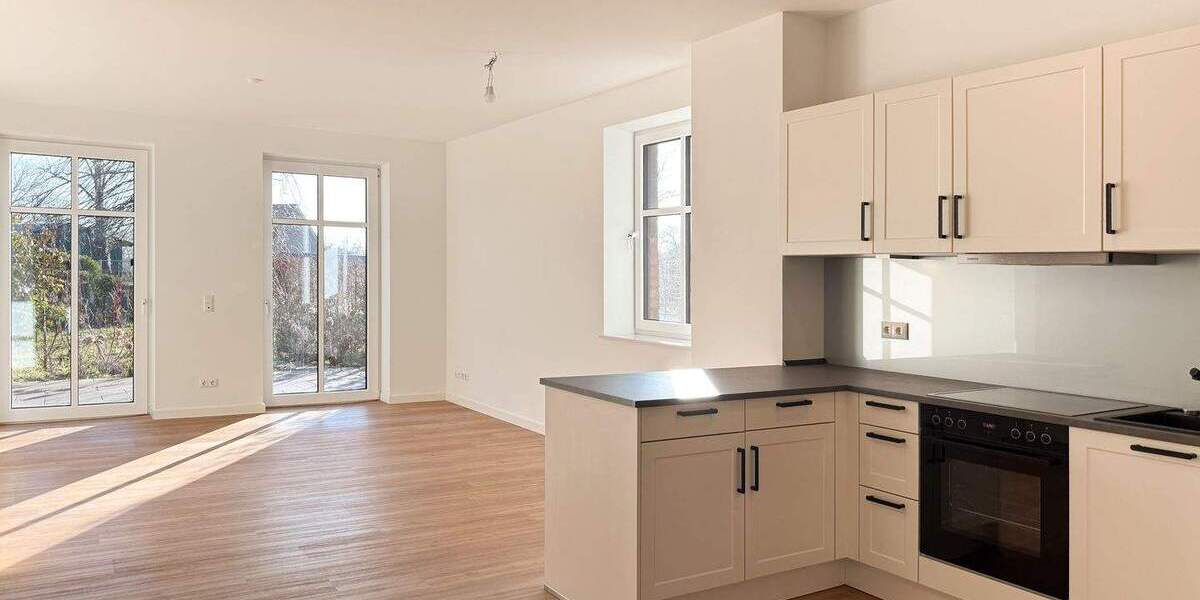 Doppelhaushälfte Seestermühe - 4 Zimmer, 142 m&sup2;, 2.200&euro; | Angebot:25734014