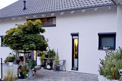 Großzügiges Einfamilienhaus mit Aussicht und Gewerberaum - Haus Obersulm | Angebot:27046324