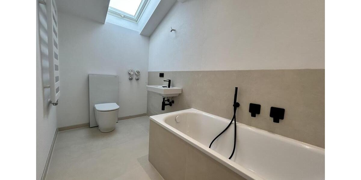 Etagenwohnung Riedering - 4.5 Zimmer, 160 m&sup2;, 2.000&euro; | Angebot:25589123