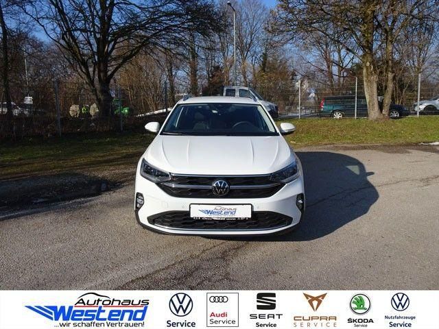 VW Taigo 29.000 km 23.900 &euro; München 80686