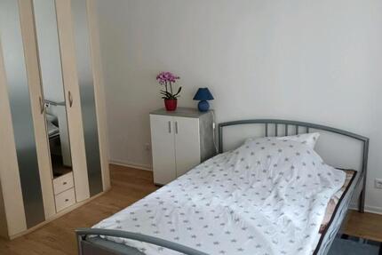 Ich biete 1 Zimmer in einer Wohngemeinschaft zimmer