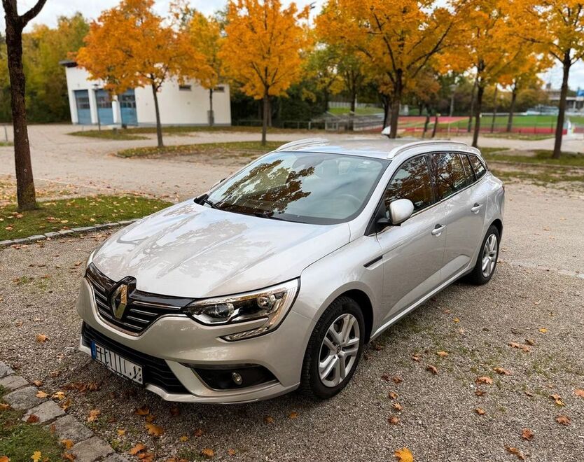 Renault Megane 75.000 km 14.500 € Poing 85586