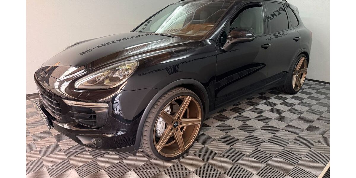 Porsche Cayenne 180.987 km 33.999 &euro; Fulda 36043