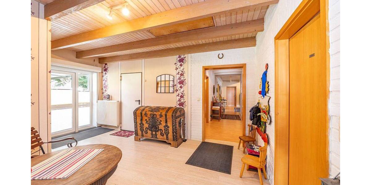 Mehrfamilienhaus, Wohnhaus Bad Bederkesa Bad Bederkesa - 7 Zimmer, 198 m&sup2;, 428.000&euro; | Angebot:26319487