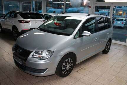 VW Touran 82.945 km 6.990 &euro; Bad Oldesloe 23843
