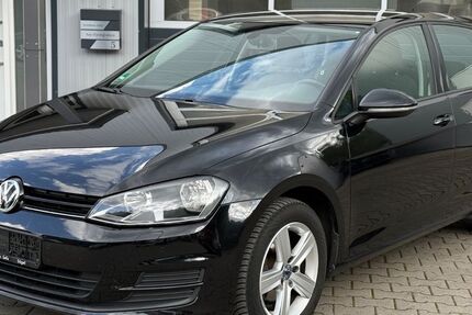 VW Golf 144.000 km 8.900 € Sögel 49751