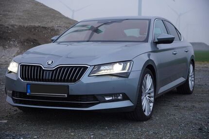 Skoda Superb 205.000 km 14.000 &euro; Bredstedt 25821