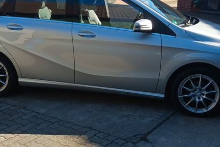 Mercedes-Benz B 180 71.000 km 13.500 &euro; Tiddische 38473