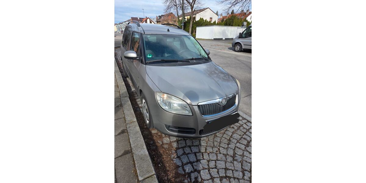Skoda Roomster 103.000 km 2.500 &euro; München 81737