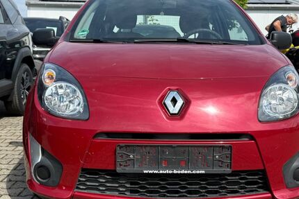 Renault Twingo 124.682 km 2.999 &euro; Kelkheim 65779