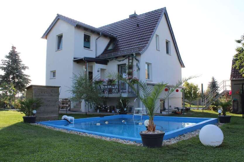 Haus zum Mieten in Zörbig 980 € 104 m²