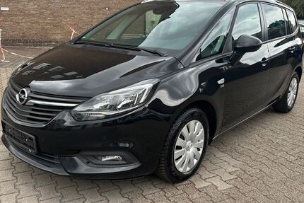 Opel Zafira Tourer 218.525 km 8.990 &euro; Düsseldorf 40597
