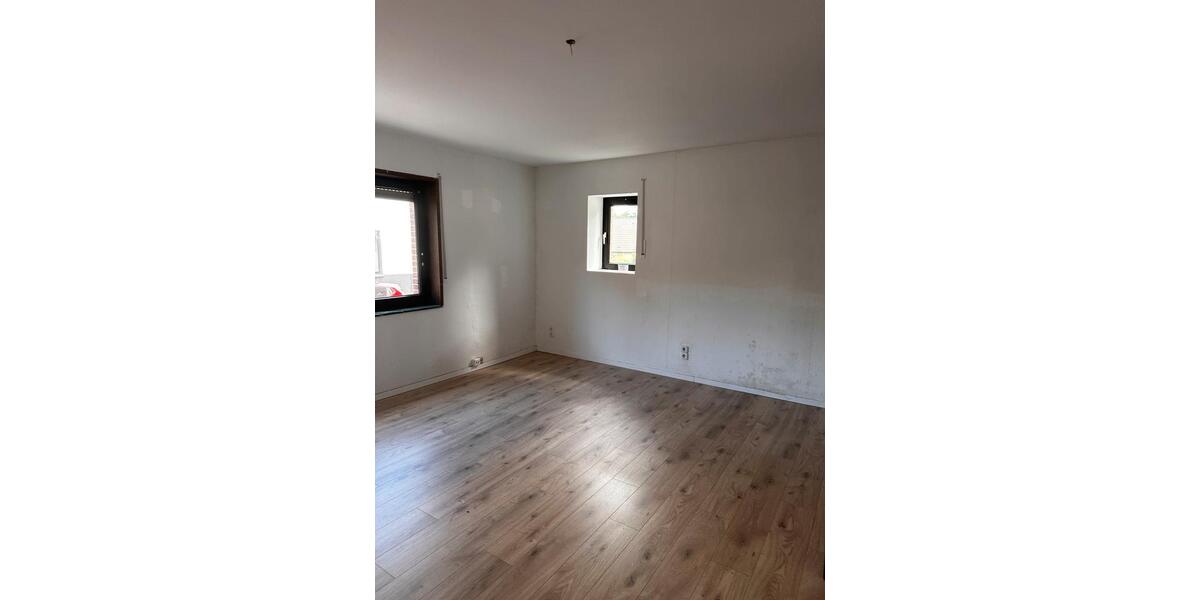 Erdgeschoßwohnung Mülheim an der Ruhr Linksruhr - 4 Zimmer, 99 m&sup2;, 715&euro; | Angebot:24361868