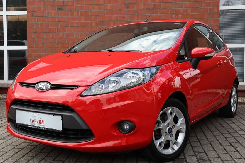 Ford Fiesta 61.800 km 4.990 € Hannover 30177