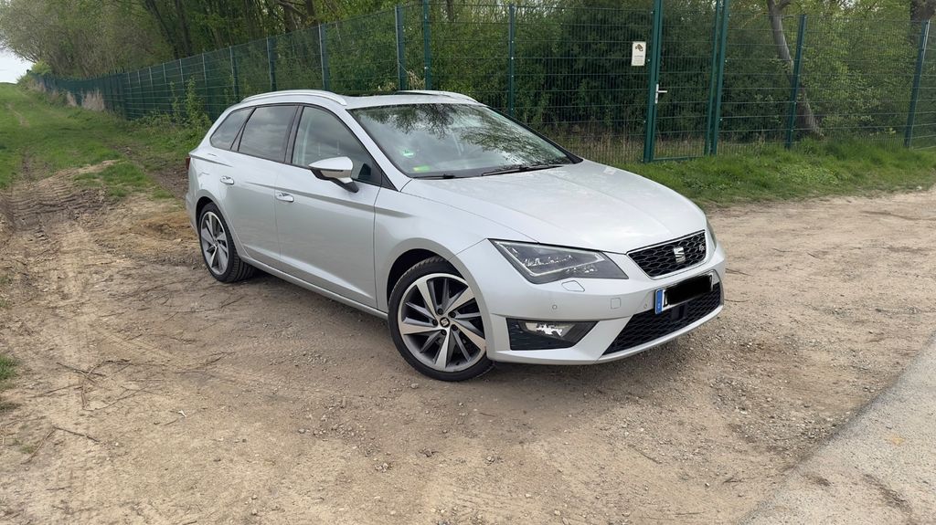 Seat Leon 162.310 km 8.900 &euro; Aldenhoven 52457