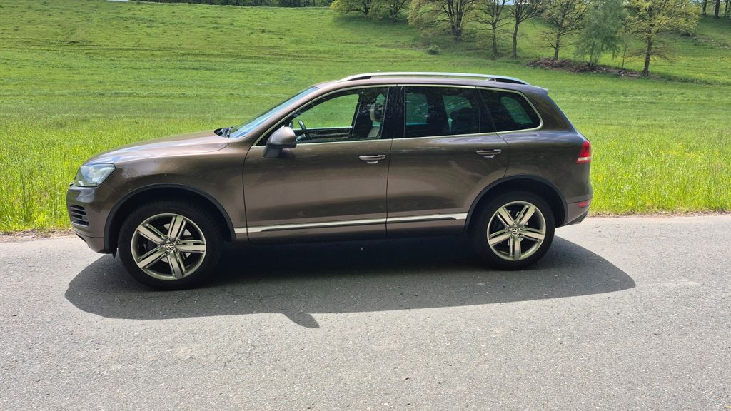 VW Touareg 254.000 km 11.500 &euro; Hermsdorf 07629