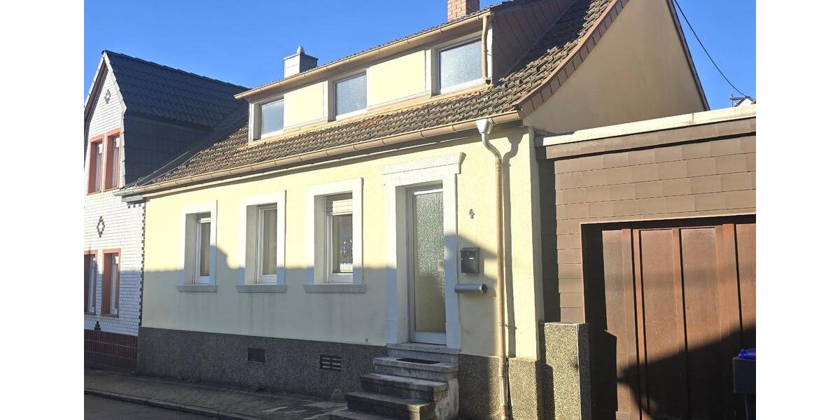 Reihenhaus Saarbrücken Dudweiler - 5 Zimmer, 110 m&sup2;, 85.000&euro; | Angebot:26780235