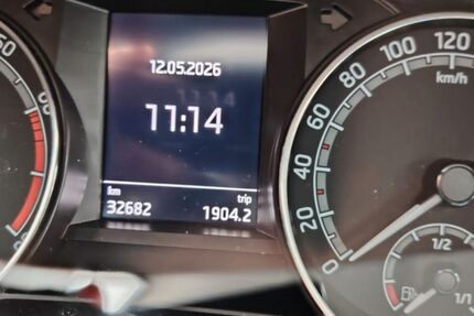 Skoda Fabia 32.500 km 13.000 &euro; Dresden 01307