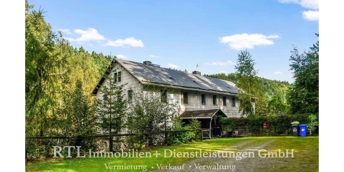 Haus zum Kaufen in Bad Lobenstein 199.900 € 430 m² 10 zimmer