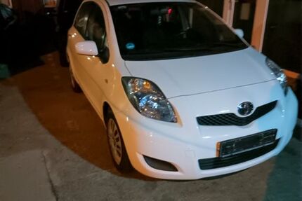 Toyota Yaris 119.690 km 2.950 &euro; Nürnberg 90469