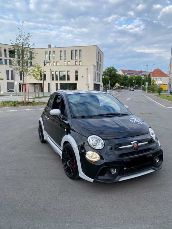 Abarth 695 55.000 km 22.500 € Neusäß 86356
