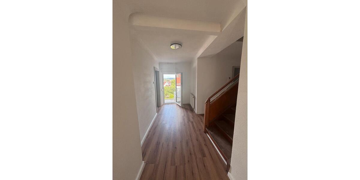 Doppelhaushälfte Freisen - 4 Zimmer, 146 m&sup2;, 180.000&euro; | Angebot:27117409