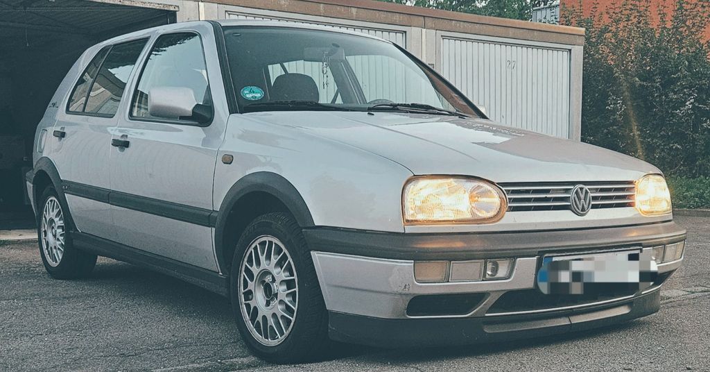 VW Golf 179.000 km 5.199 € Krumbach 86381