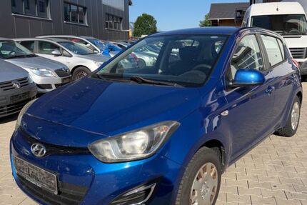 Hyundai i20 185.889 km 1.990 &euro; Ohlstadt 82441