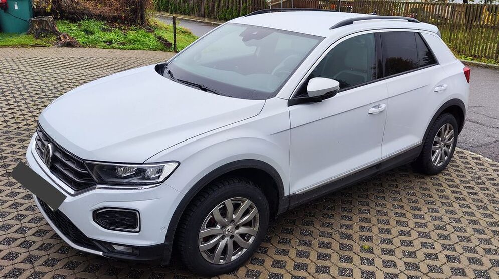VW T-Roc 99.673 km 20.800 € Grünhain-Beierfeld 08344