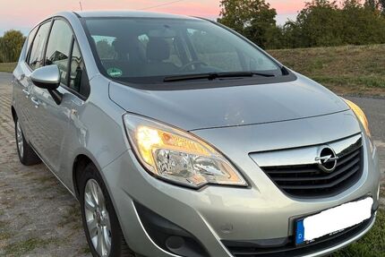 Opel Meriva 72.000 km 6.190 &euro; Trebur 65468
