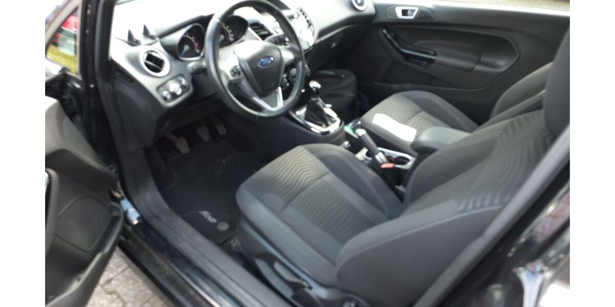 Ford Fiesta 118.745 km 5.704 &euro; Köln-Marsdorf/Junkersdorf 50858
