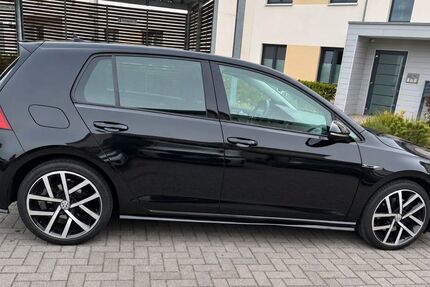 VW Golf 131.500 km 16.400 &euro; Mirow 17252