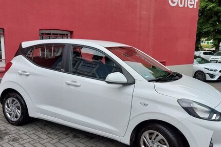 Hyundai i10 89.000 km 9.700 &euro; Wuppertal 42327